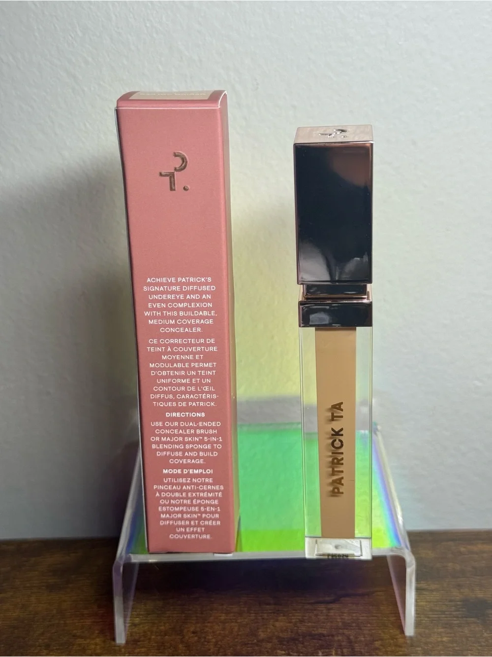 Patrick Ta Major Skin Soft Blur Brightening Concealer Medium Golden 5
